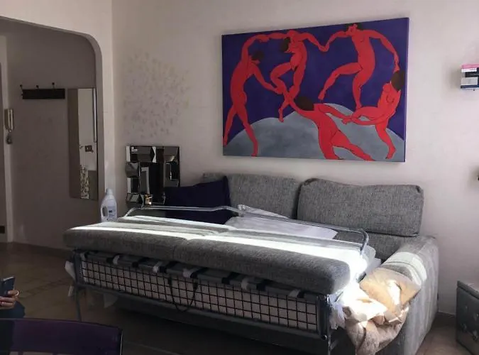 A.b Battistini Short Let's Apartment