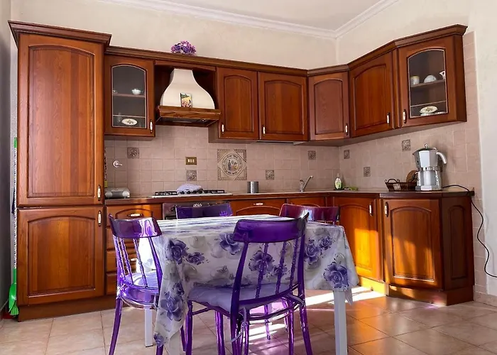 A.b Battistini Short Let's Rom